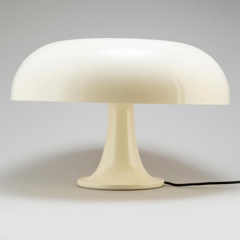 BORDSLAMPA, "Nesso", Gruppo Architetti Urbanisti "Città Nuova", Artemide, Italien. Formgiven under 1960-talet.