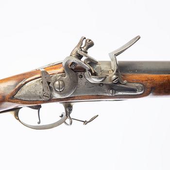 Flintlock rifle, Swedish, dragoon rifle m/1778, with bayonet.