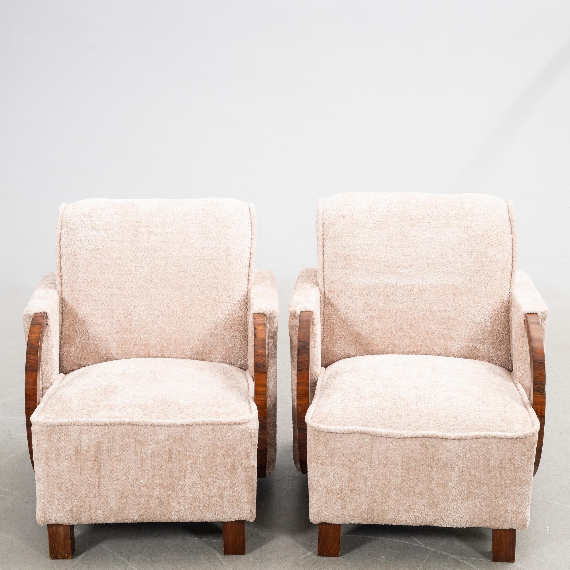 Armchairs, a pair, Art Deco, first half of the 20th century.