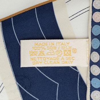 Cartier, scarf.