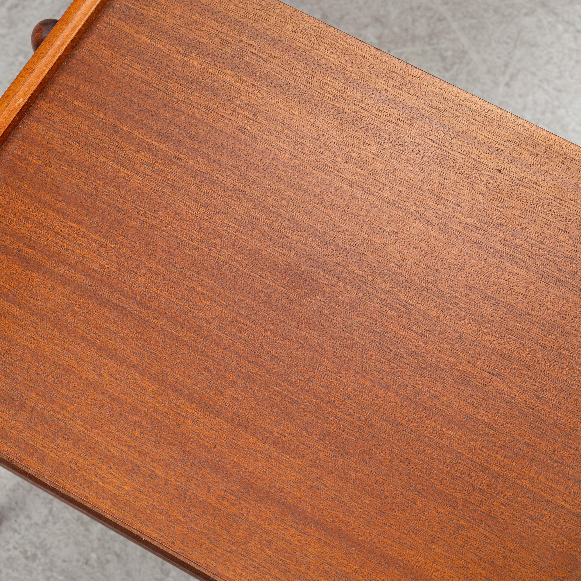 A pair of bedside tabled, AB Carlströms & co Möbelfabrik, Sweden, mid20th century.