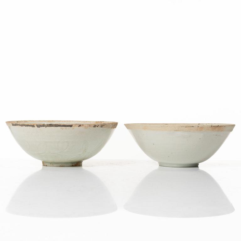 Two ceramic bowls, China, Song dynasty (960-1279).