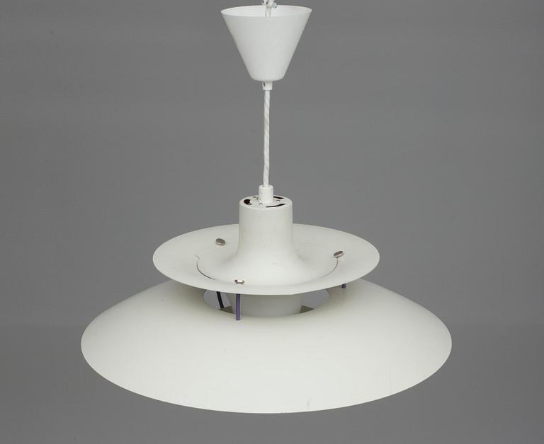 TAKLAMPA, "PH5", Poul Henningsen för Louis Poulsen, Danmark.