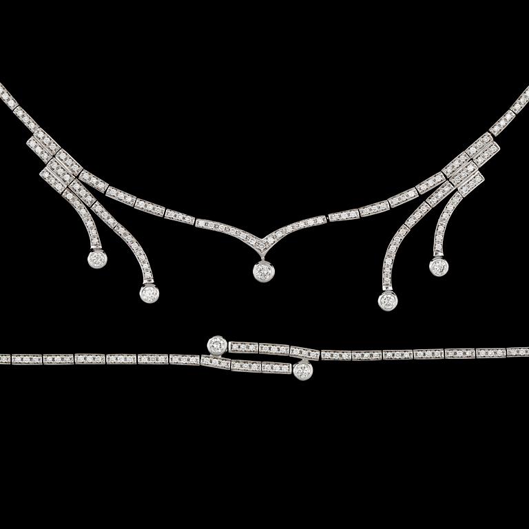 A brilliant cut diamond necklace and bracelet, tot. app. 4 cts.