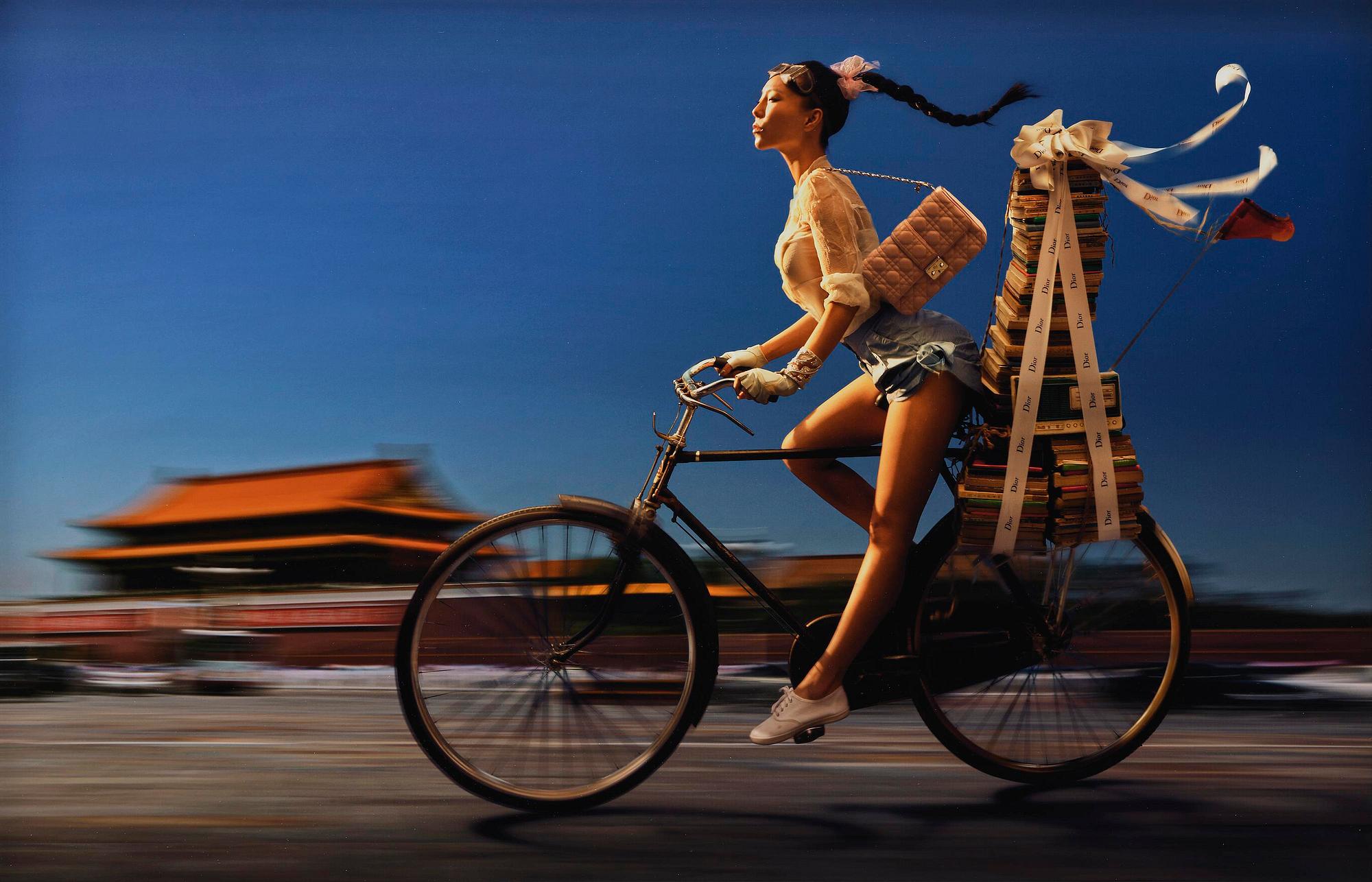 Chen Man, "Miss Wan studies hard", 2011.