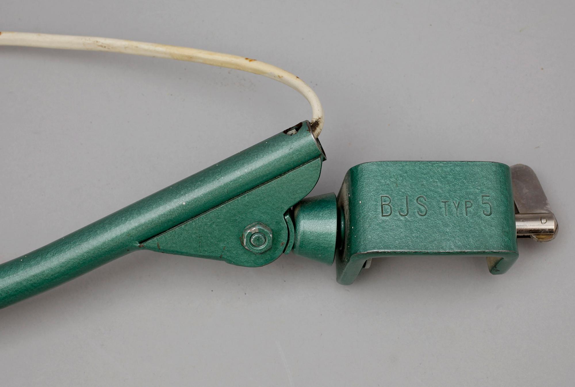 INDUSTRILAMPA, stål, BJS, typ 5, 1960-tal.