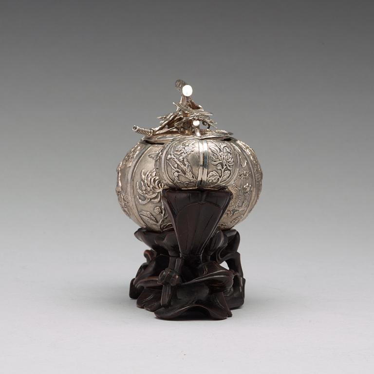 A Chinese silver boxes with covers, early 20th Century.