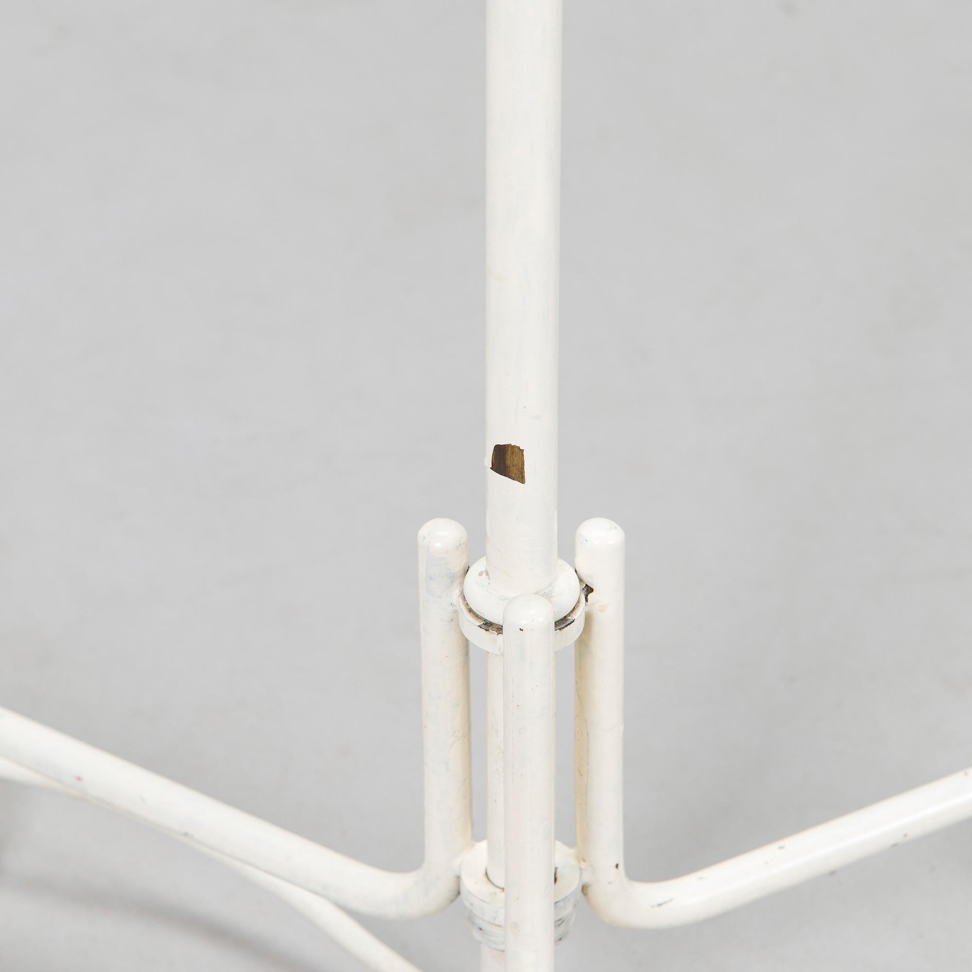 Ilmari Tapiovaara, golvlampa, "Maija the Bee", Asko/Hienoteräs.