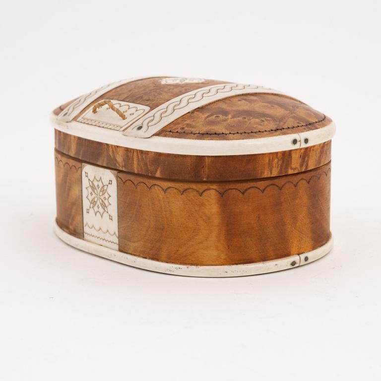 A birch box by Thore Sunna, before 1966, signed.