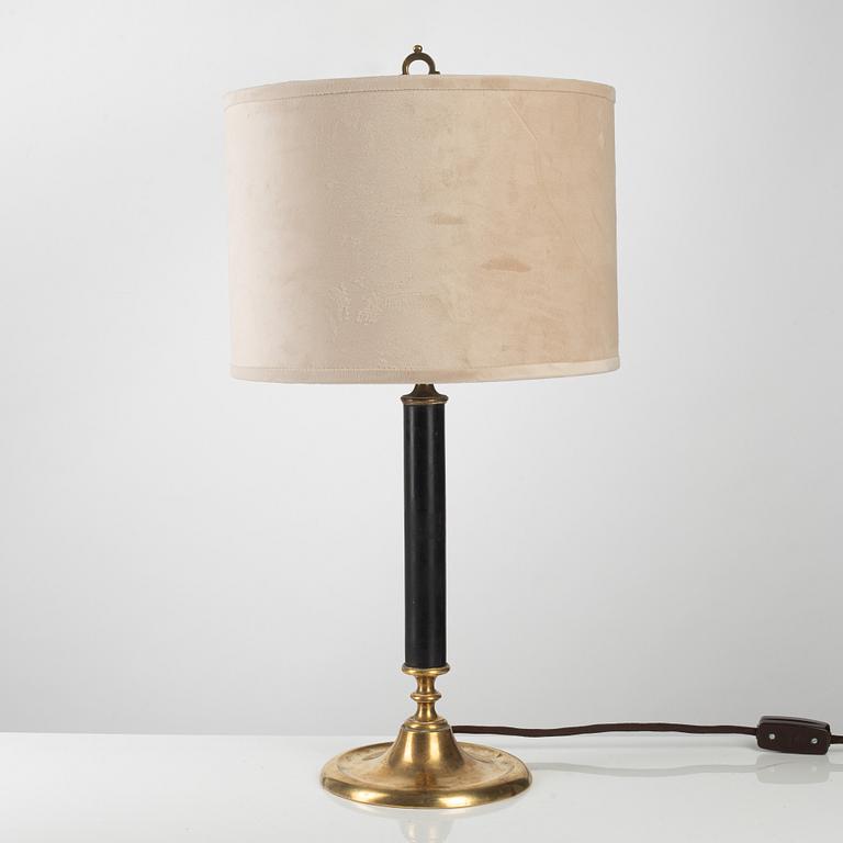 Melchior Wernstedt, a  model "25760" table lamp, Nordiska Kompaniet 1920s.