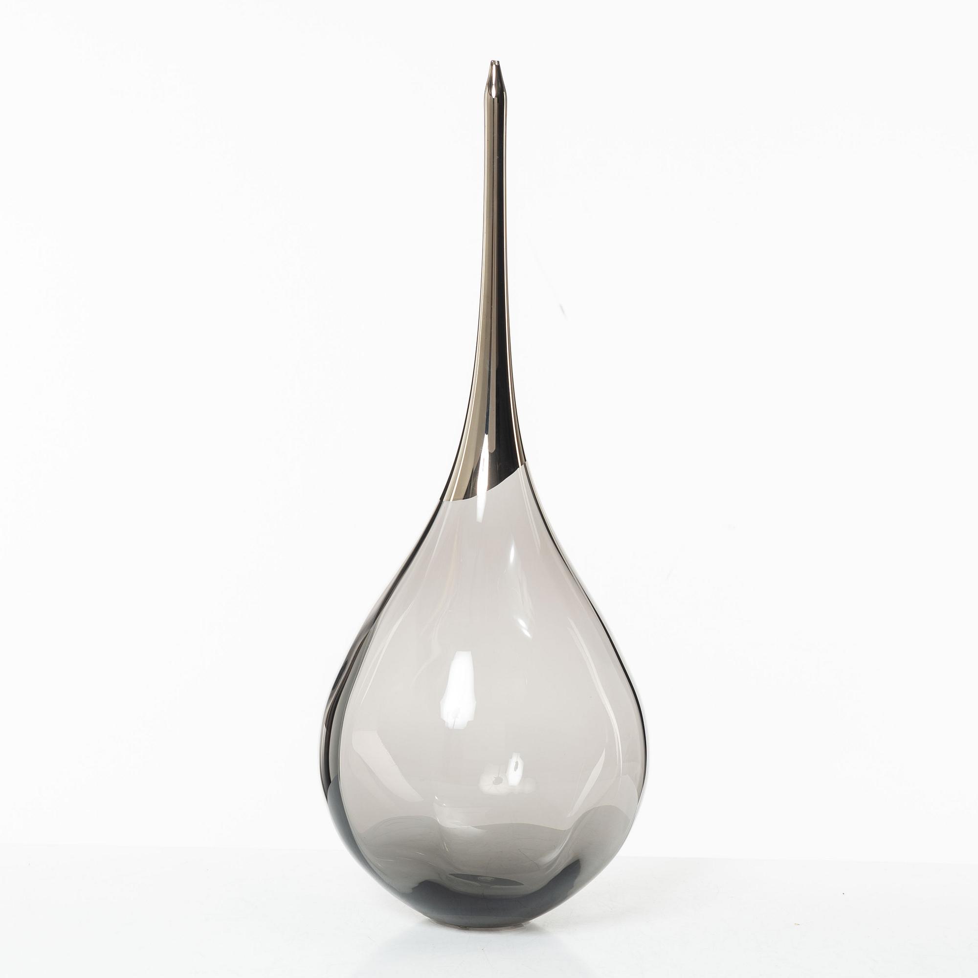 Lena Bergström, "Aqua", from the series "Tellus", Kosta Boda, 2019.