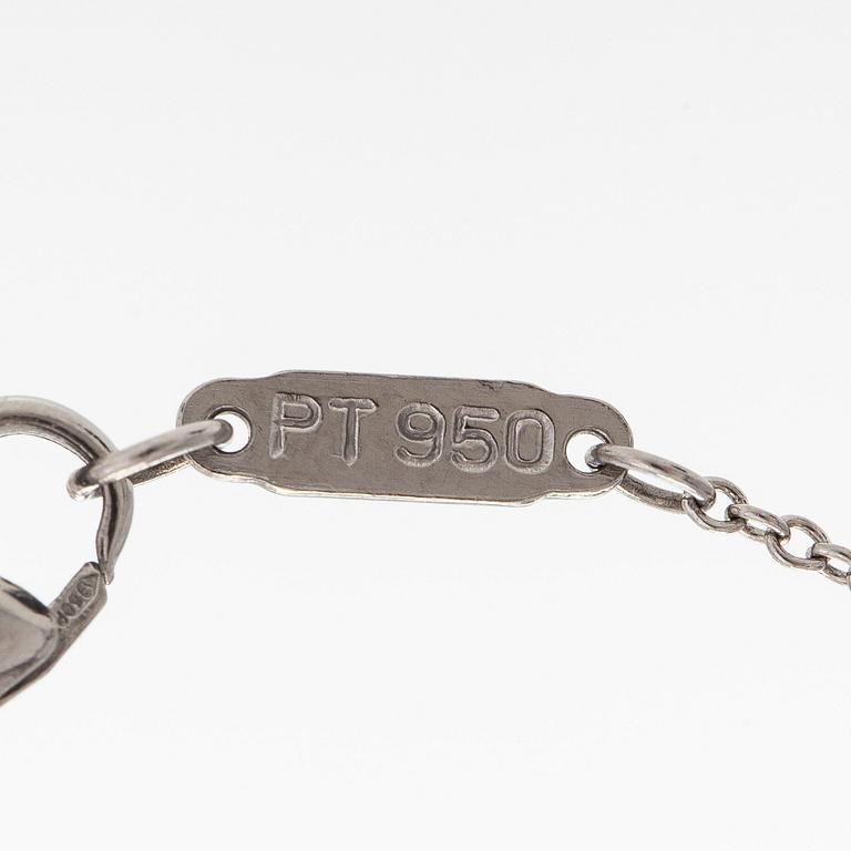 Tiffany & Co, a platinum necklace with a pendant in the shape of a heart, with diamonds totalling approximately 0.27 ct.