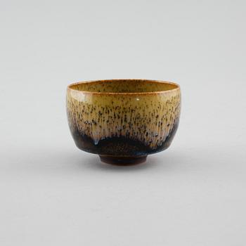 Unique stoneware cup and vase by CARL-HARRY STÅLHANE, Rörstrand, signed, third quarter of the 20th century.