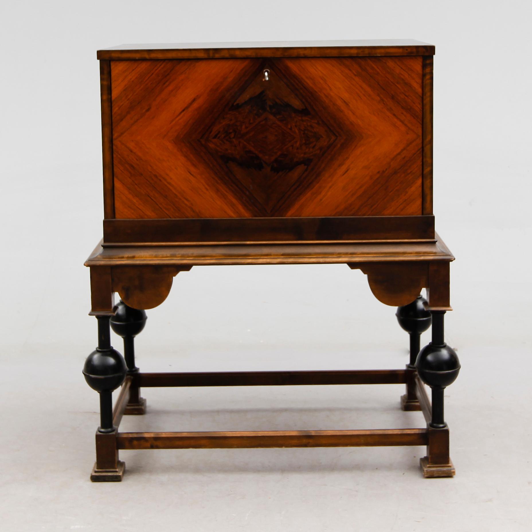 BESTICKSCHATULL, 1930-tal.