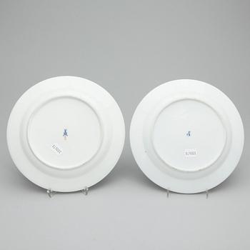 TALLRIKAR, ett par, Meissen, 1900-tal.