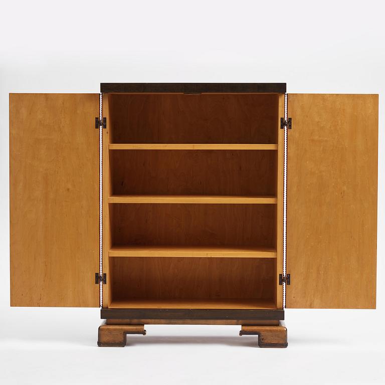 Otto Schulz, a cabinet, Boet, Gothenburg, 1920s-30s.