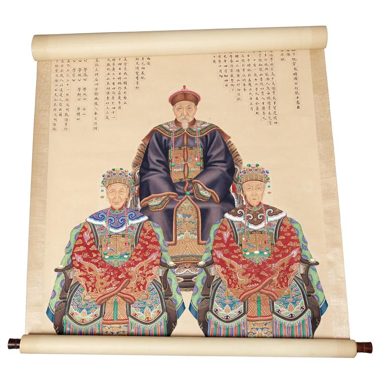 A hanging scroll of  a well painted ancestral portrait, late Qing dynasty/early republic era.