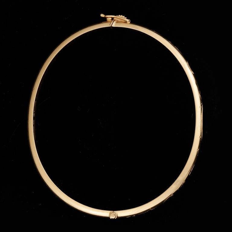 ARMRING, 18k guld. Vikt 10g.