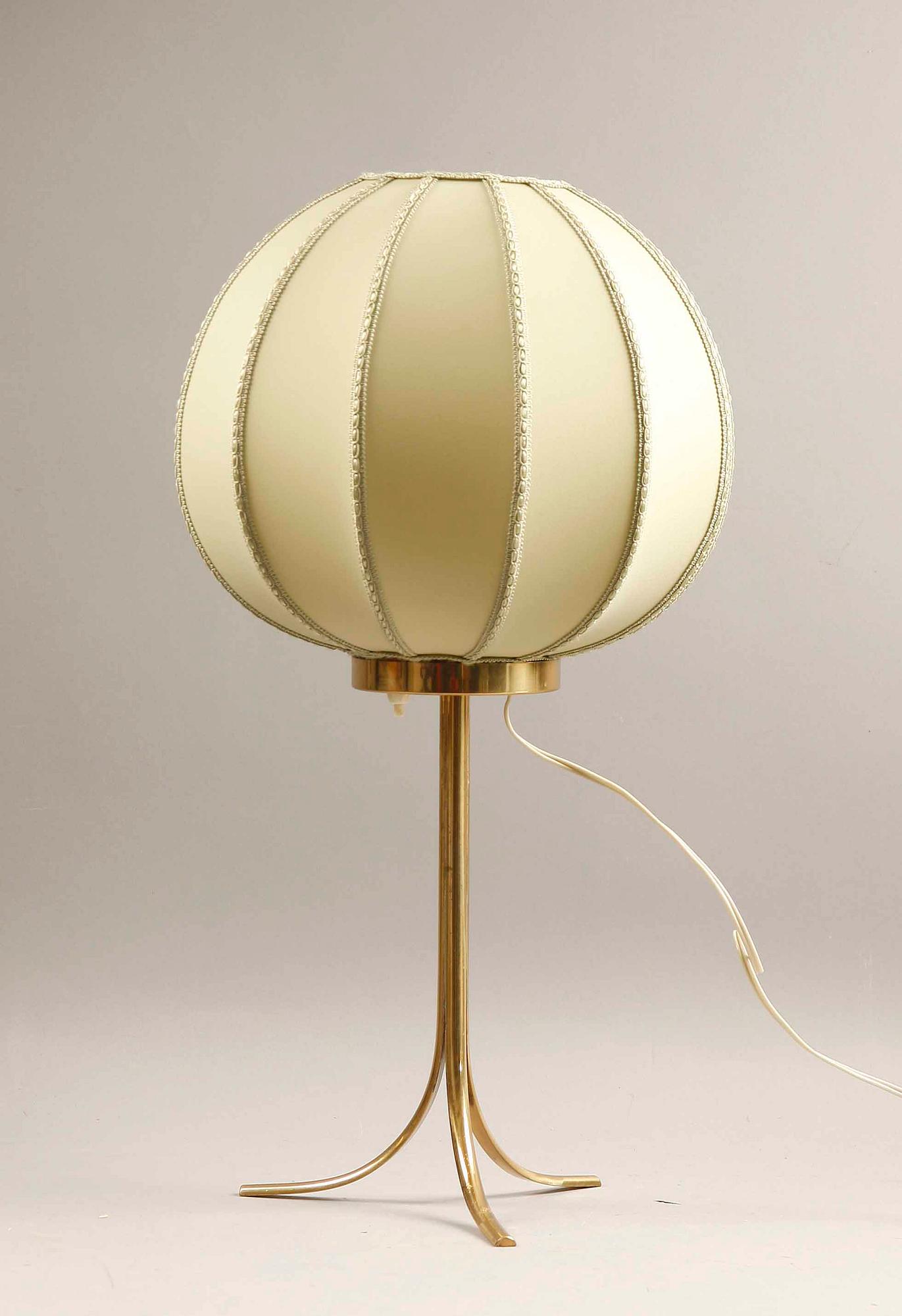 BORDSLAMPA, Firma Svenskt Tenn, modellnr 2349.