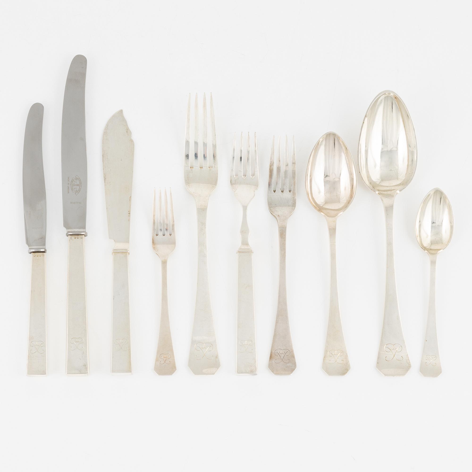 A Swedish Silver Cutlery, model 'Victoria', CG Hallberg, Stockholm 1917.