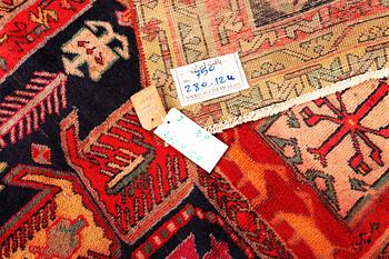 An Ardabil carpet, c. 280 x 124 cm.