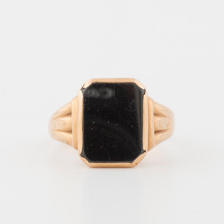 RING, med hematit, Ceson, Göteborg, 1948.