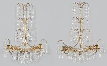 LAMPETTER, ett par, gustaviansk stil, 1900-talets mitt.