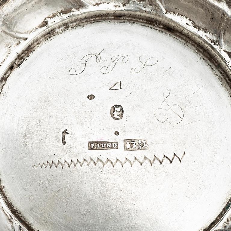 Petter Lund, bägare, delvis förgyllt silver, Stockholm 1755. Rokoko.