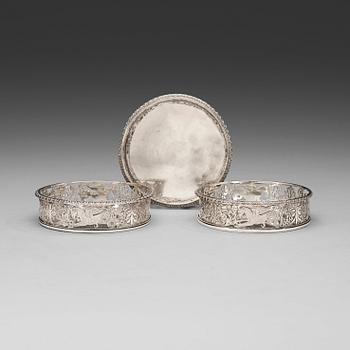 A set of three French 19th century silver coasters, marks of Abel-Etienne Giroux, Paris befor 1809. Empire.