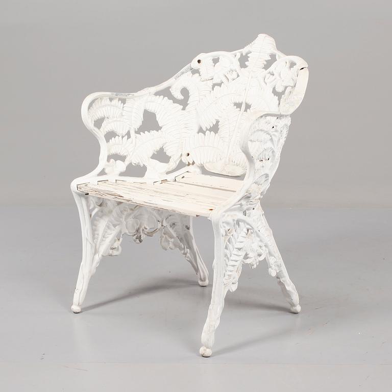 TRÄDGÅRDSGRUPP, 3 delar, 1900-talets andra hälft.