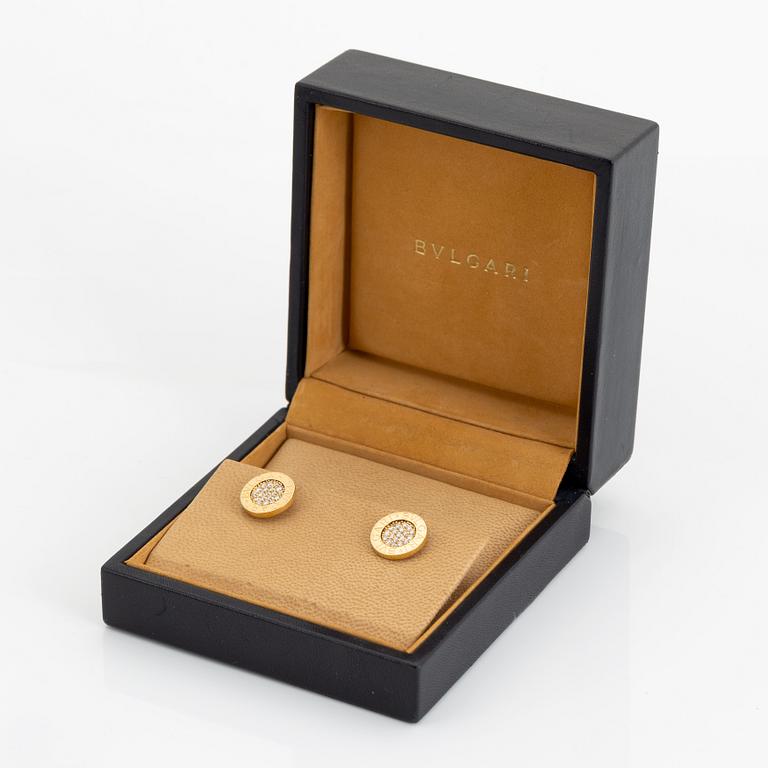 Bulgari, örhängen, ett par, med briljantslipade diamanter.