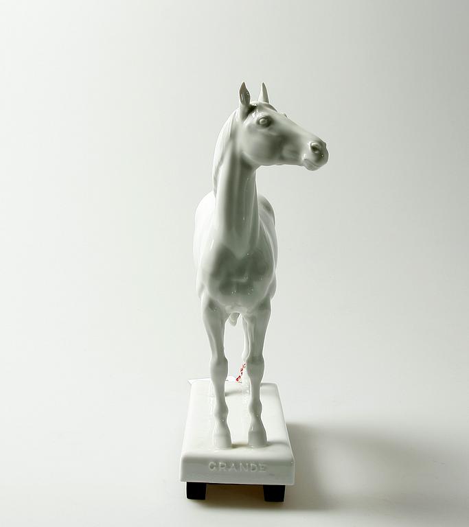 FIGURIN, porslin, Erich Oehme, Meissen, 1955, sign.