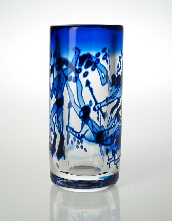 An Olle Alberius ariel 'Dykare/Diver' glass vase, Orrefors, 1988.