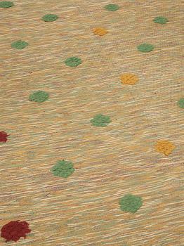 CARPET. Flat weave with rags and pile ornaments. 308,5 x 234,5. Sweden first half of the 20th century.