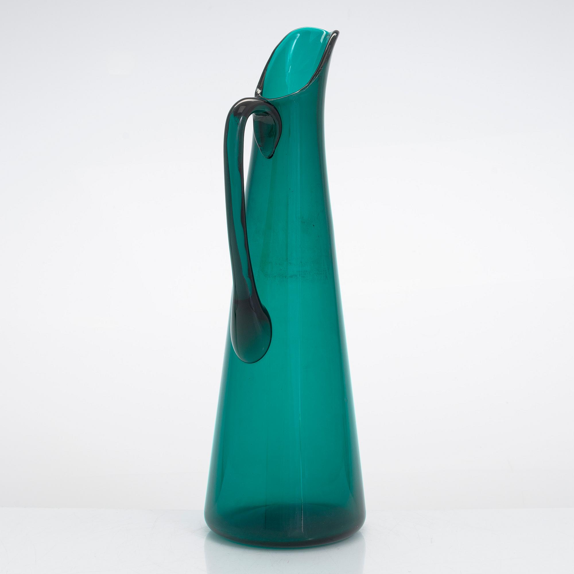 Nanny Still, karaff och sex glas, modell T/335,Riihimäen Lasi Oy, i produktion 1950-1966.