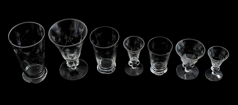 GLASSERVIS, 76 delar, Skruf, 1900-talets första hälft.