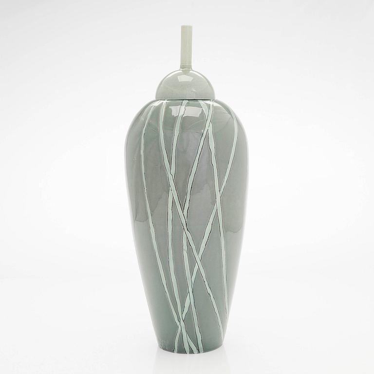 Inkeri Leivo, urna med lock, "Aino", keramik signerad Inkeri Leivo Arabia.