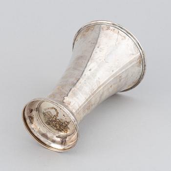 A swedish silver beaker, mark of GAB, Stockholm 1919.