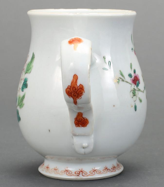 MUGG, porslin, Kina, Qingdynastin, Qianlong (1736-1795).