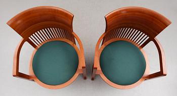 KARMSTOLAR, ett par, "Barell 606",  Frank Lloyd Wright, Cassina, Italien, 1986.