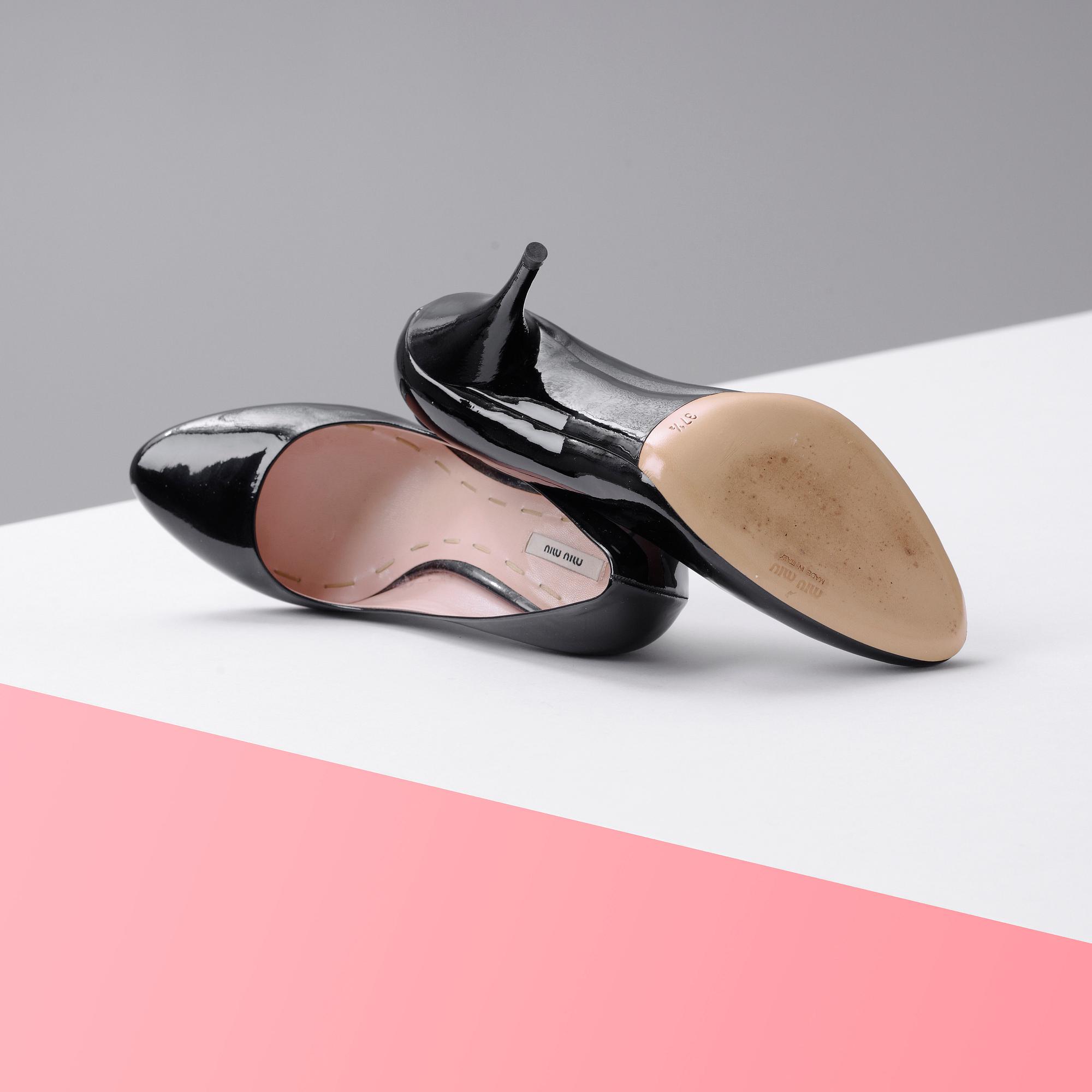 PUMPS, MIU MIU, storlek 37 1/2.