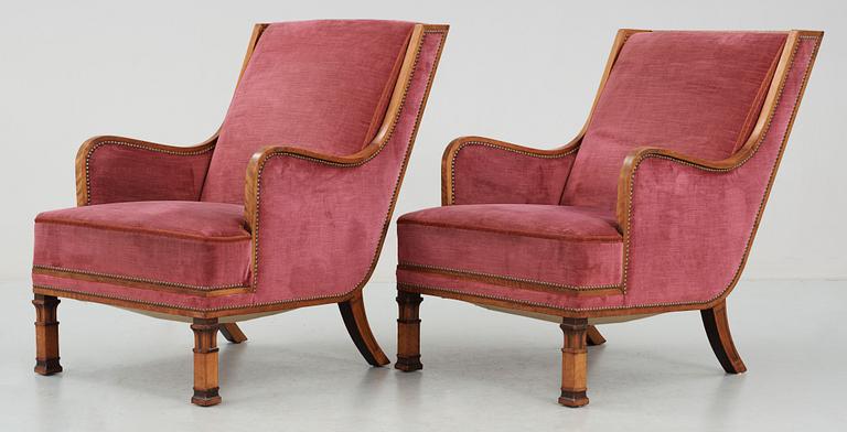 A pair of Eric Chambert armchairs, Chamberts Möbelfabrik Norrköping 1930's.