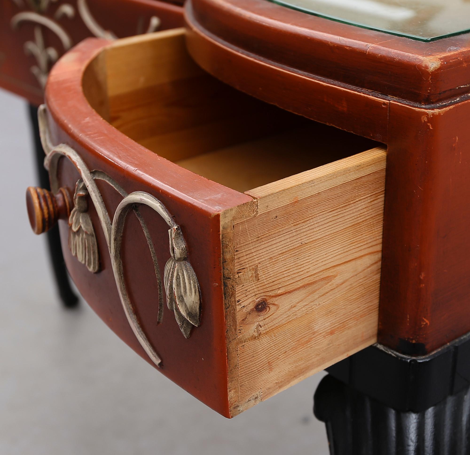 TOALETTBORD, Swedish grace, 1900-talets första hälft.