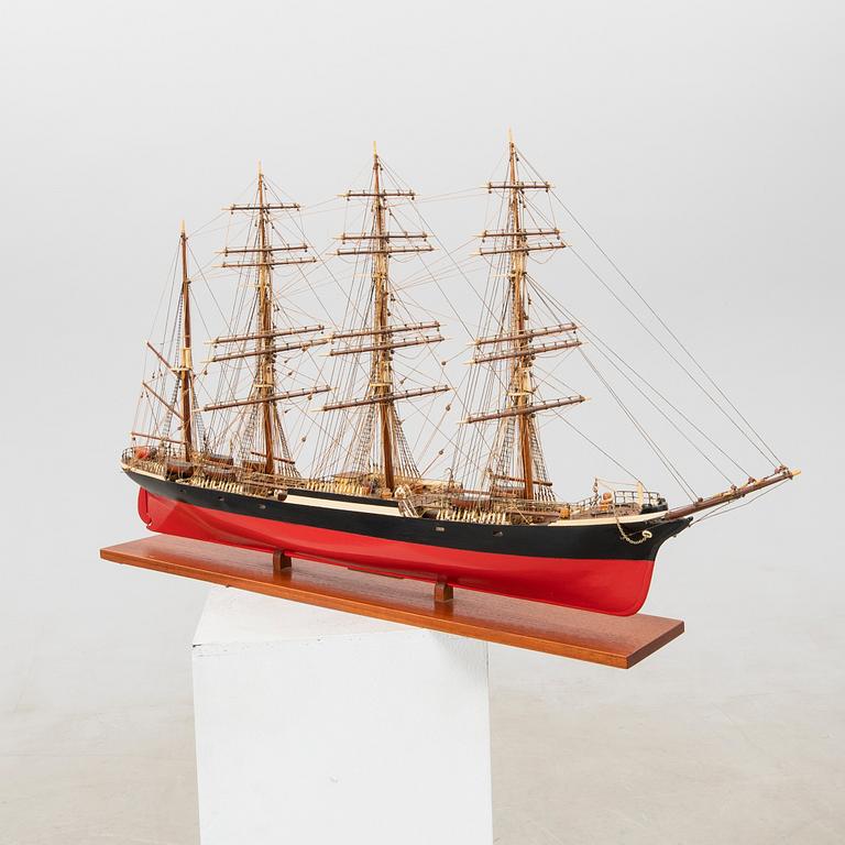 Boat model "Pamir 1905-1957".