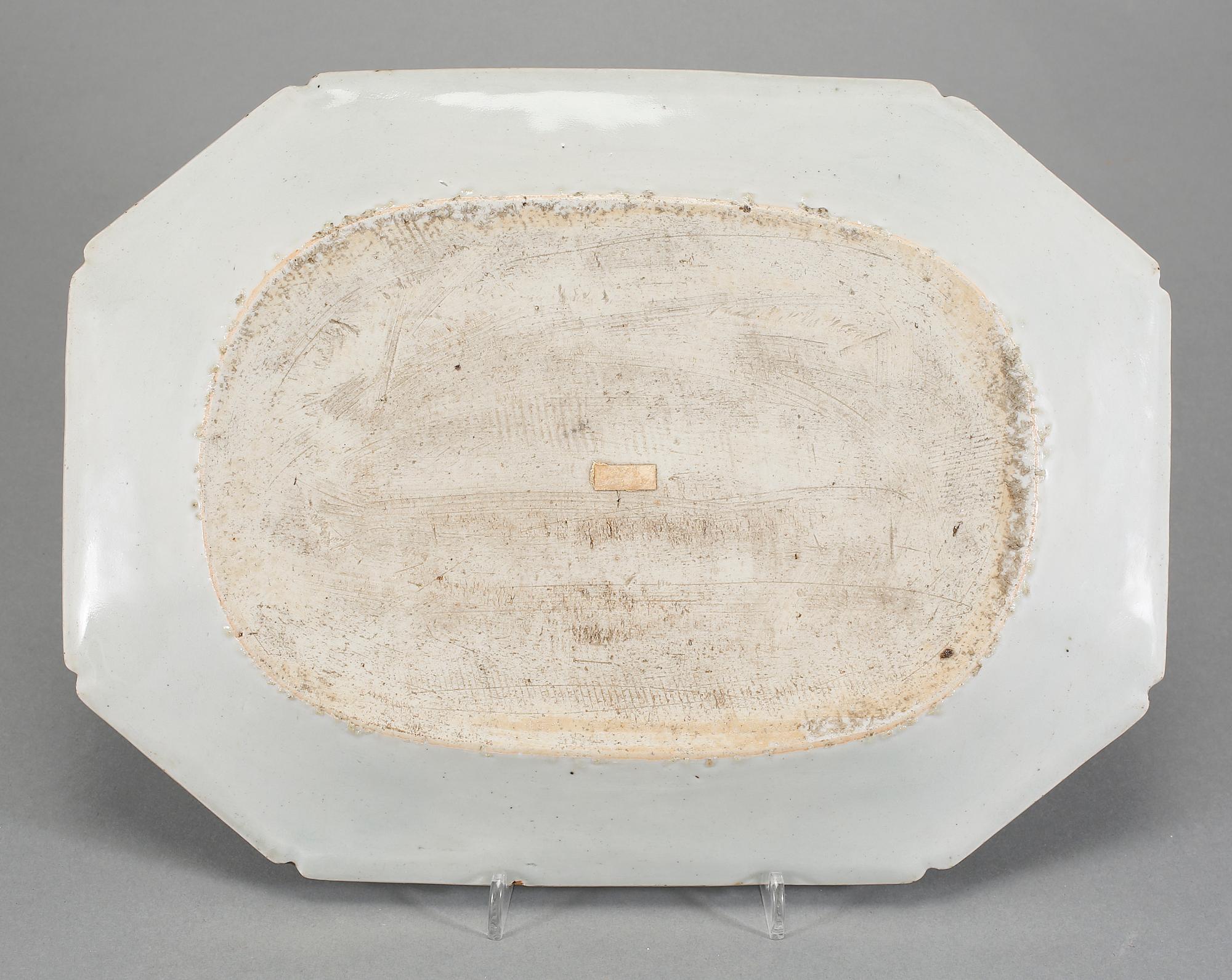 STEKFAT, porslin, Kina, 1700-tal.