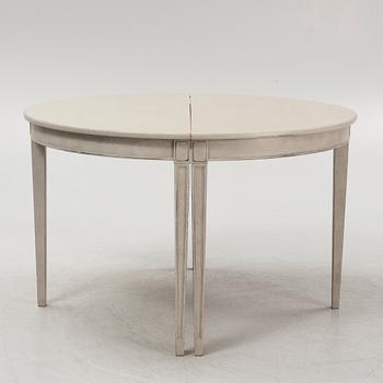 A Gustavian style dining table, first half/mid 20th century.