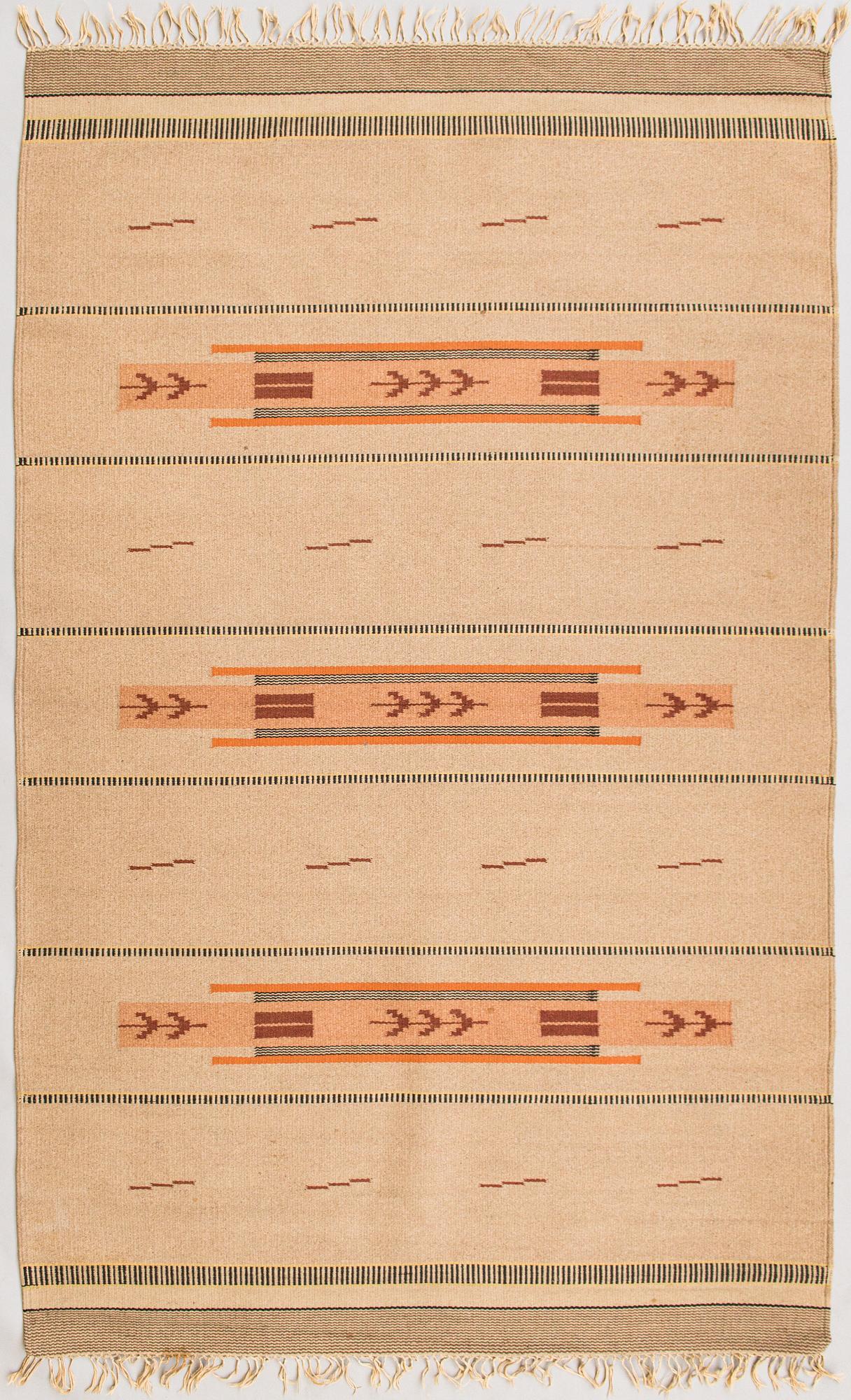 A 1930s Finnish flat weave carpet. Circa 300x190 cm.