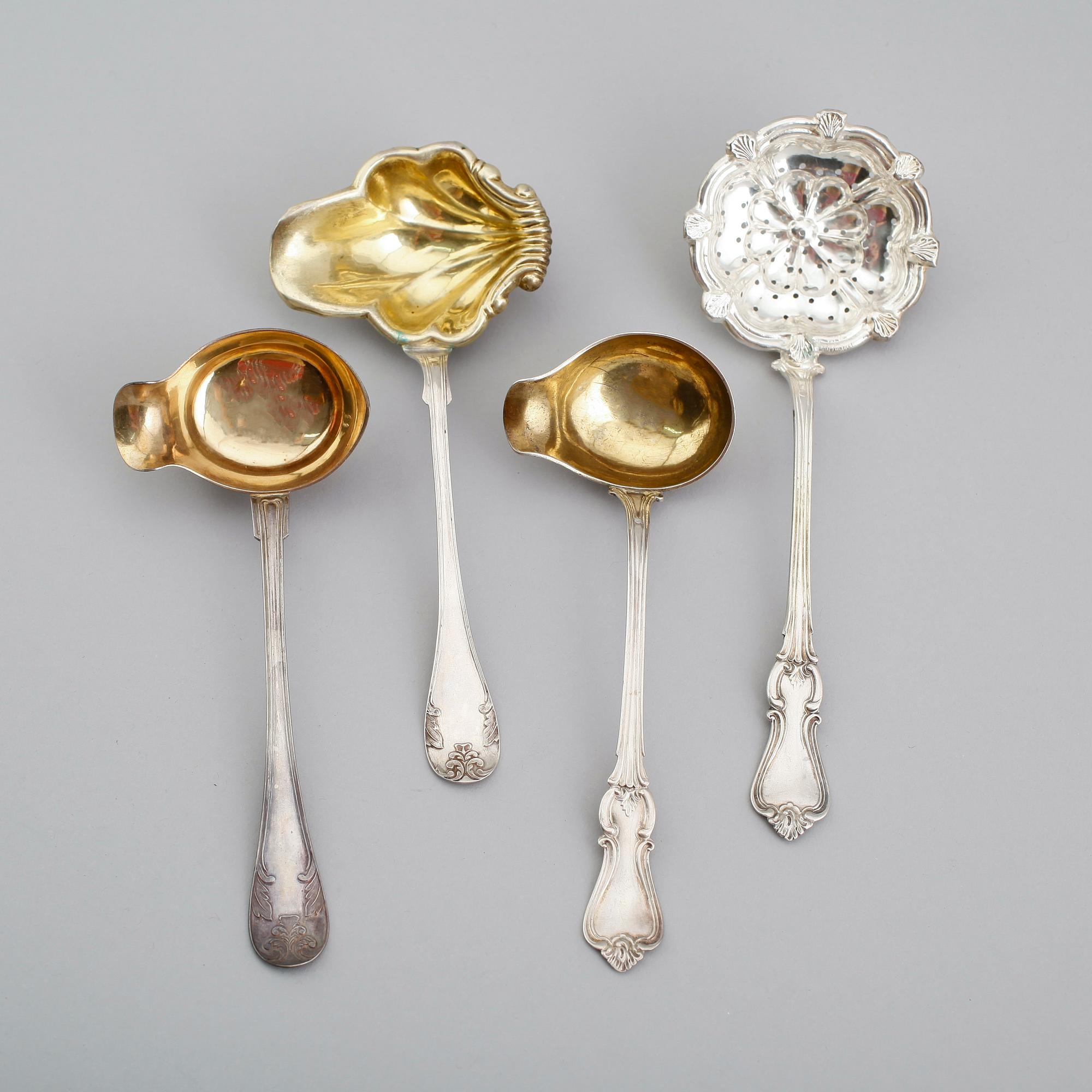 SÅSSLEVAR, 3 st samt STRÖSKED, silver, 1860-tal. Vikt ca 158 gram.