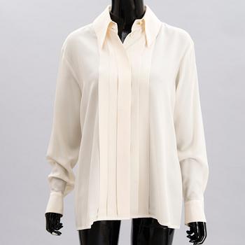 Two Chanel Crepe de Chine Cream Coloured Silk Blouses.