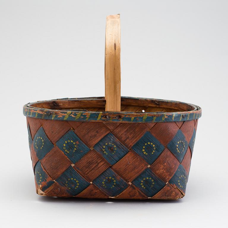 A painted folk art basket from Hälsingland 19th century.